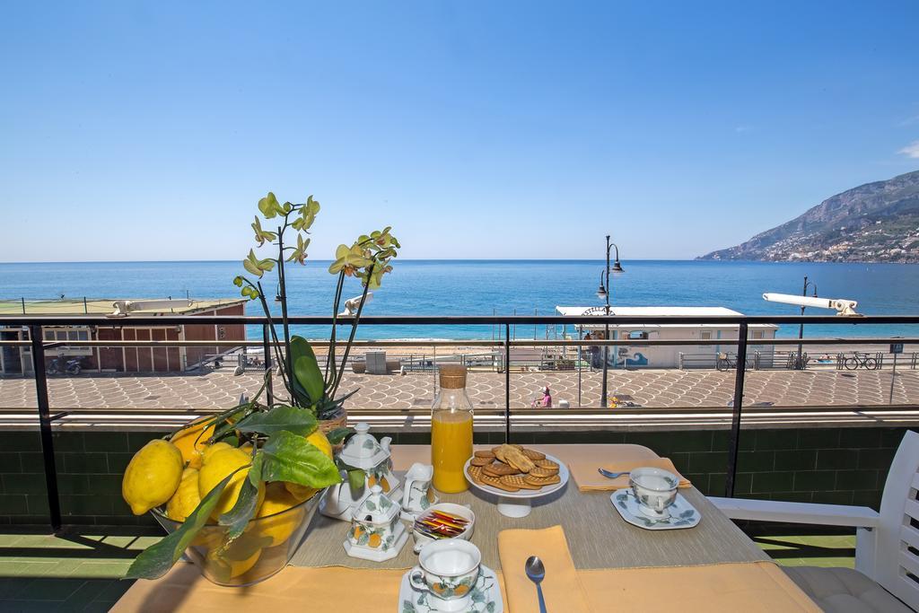 Angelina Apartments Amalfi Coast Maiori Exterior photo
