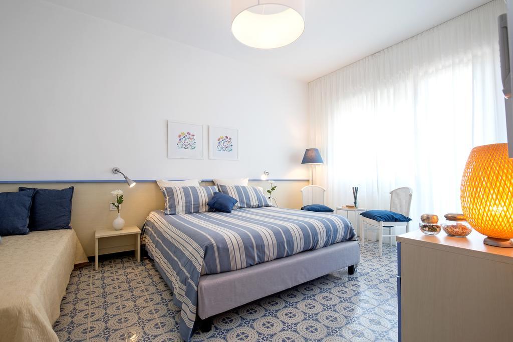 Angelina Apartments Amalfi Coast Maiori Exterior photo