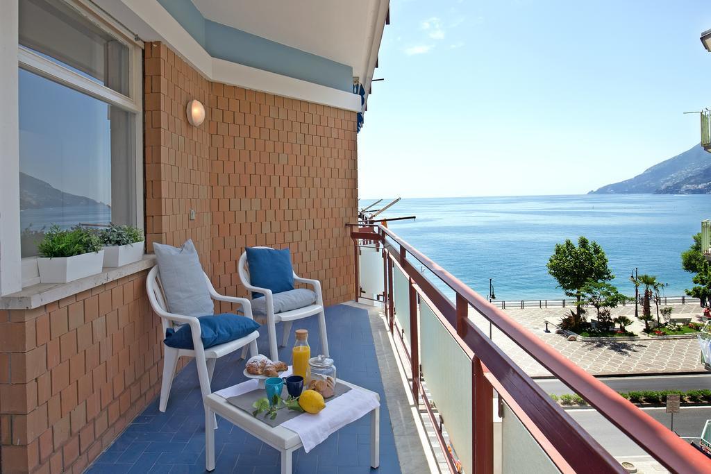 Angelina Apartments Amalfi Coast Maiori Exterior photo