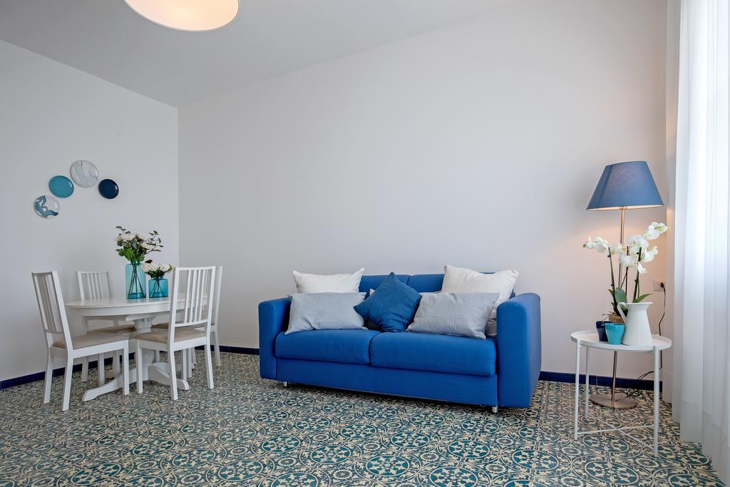 Angelina Apartments Amalfi Coast Maiori Exterior photo