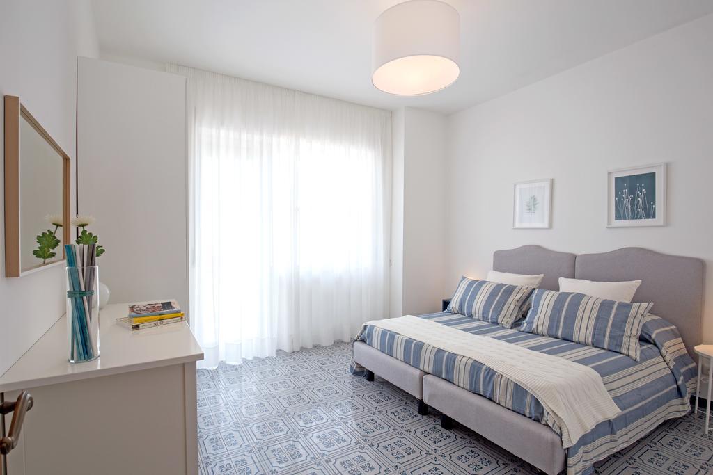 Angelina Apartments Amalfi Coast Maiori Exterior photo