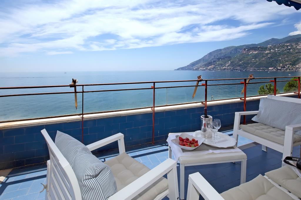 Angelina Apartments Amalfi Coast Maiori Exterior photo