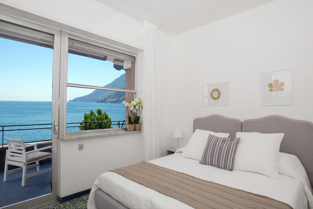 Angelina Apartments Amalfi Coast Maiori Exterior photo