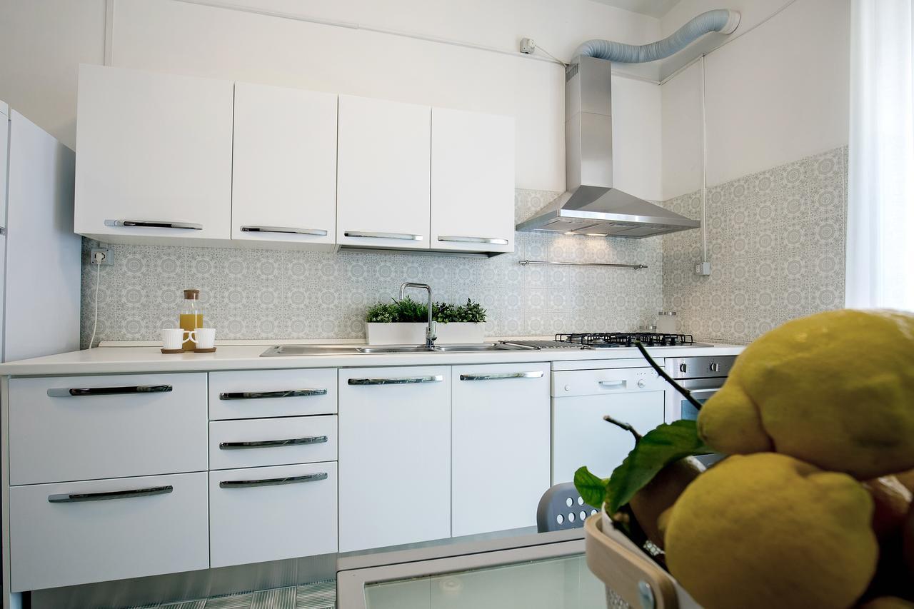 Angelina Apartments Amalfi Coast Maiori Exterior photo