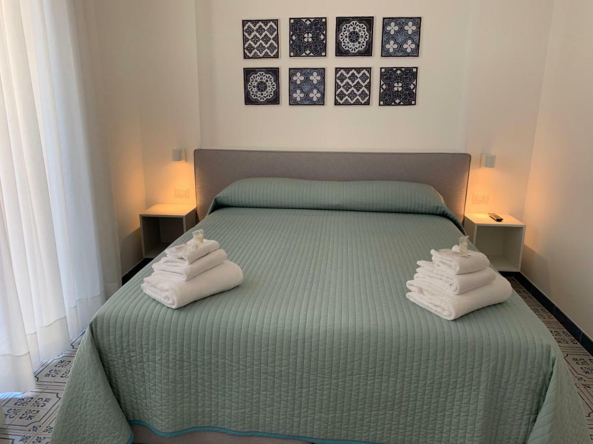 Angelina Apartments Amalfi Coast Maiori Exterior photo